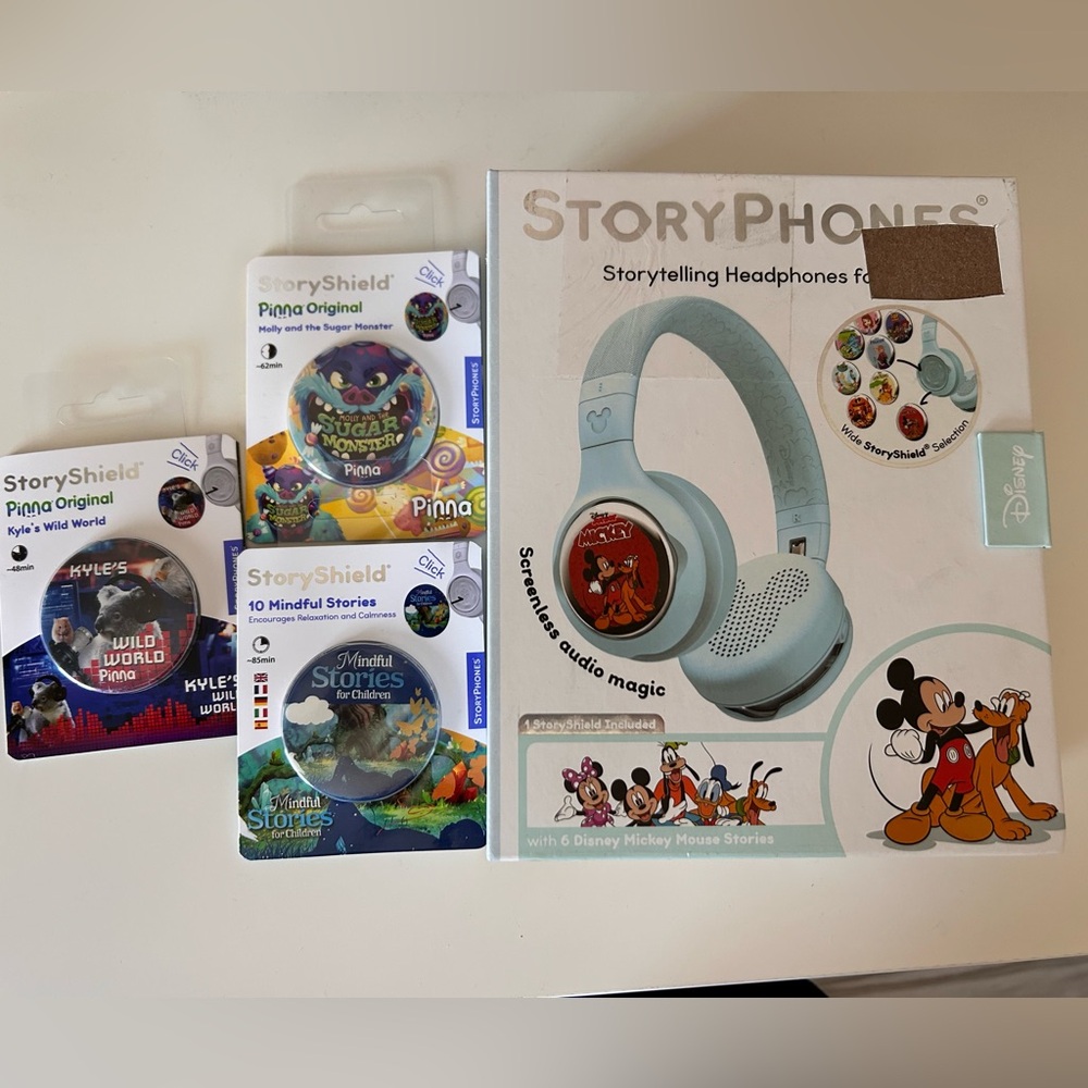 Onanoff StoryPhone Storytelling Headphones for Kids - Light Blue - Picture 8 of 14